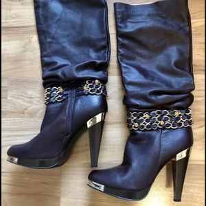 Stylish Leather Monroe Shoes - Woman's Size 6.5